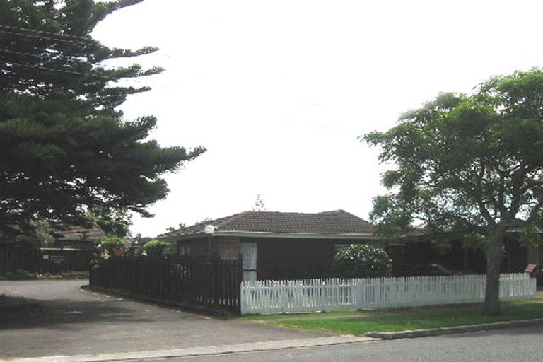 Photo of property in 110p Grey Street, Onehunga, Auckland, 1061