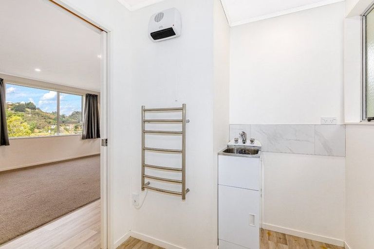 Photo of property in 2/7 Venus Place, Whitby, Porirua, 5024