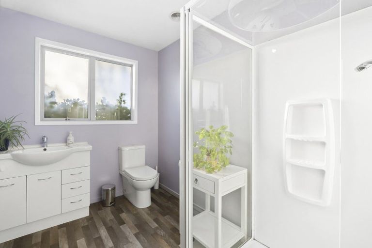 Photo of property in 31 Kowhai Drive, Wanaka, 9305