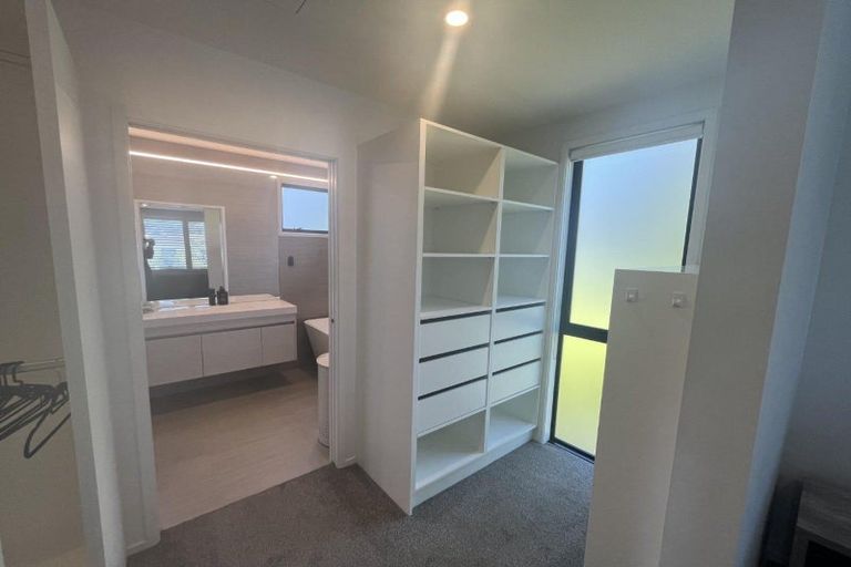 Photo of property in 42 Gilbert Street, New Plymouth, 4310