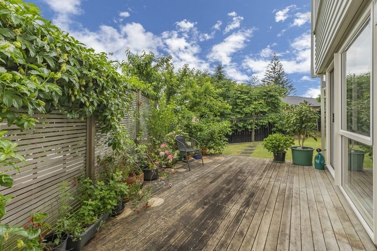 Photo of property in 3 Boundary Road, Opaheke, Papakura, 2113