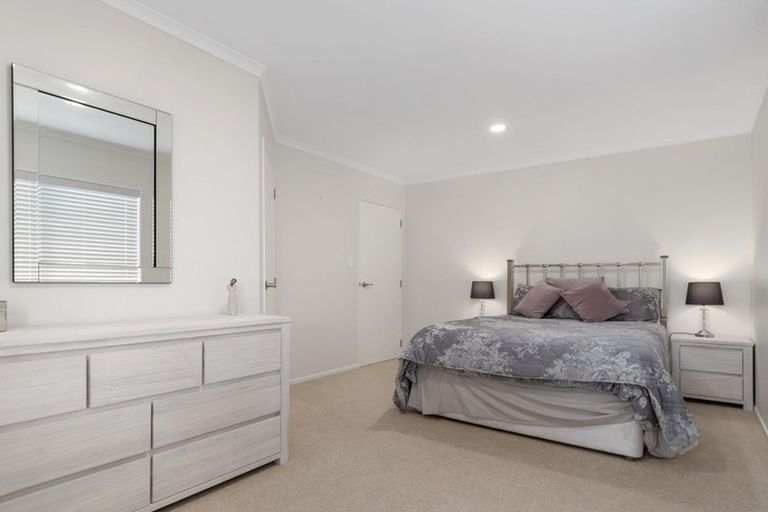 Photo of property in 2 Ranfurly Terrace, Pyes Pa, Tauranga, 3112