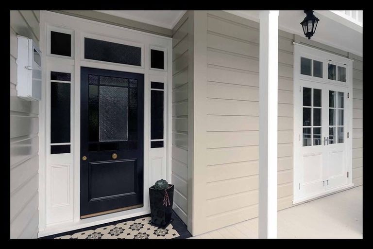 Photo of property in 35 Everest Street, Khandallah, Wellington, 6035