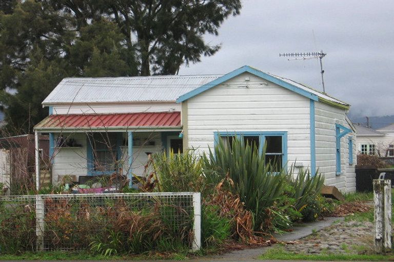 Photo of property in 15 Mabel Street, Levin, 5510