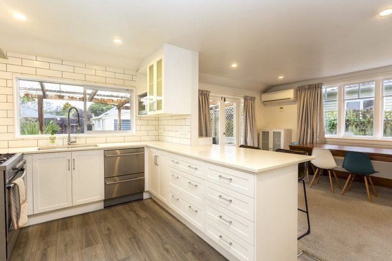 Photo of property in 55 Barrington Street, Somerfield, Christchurch, 8024