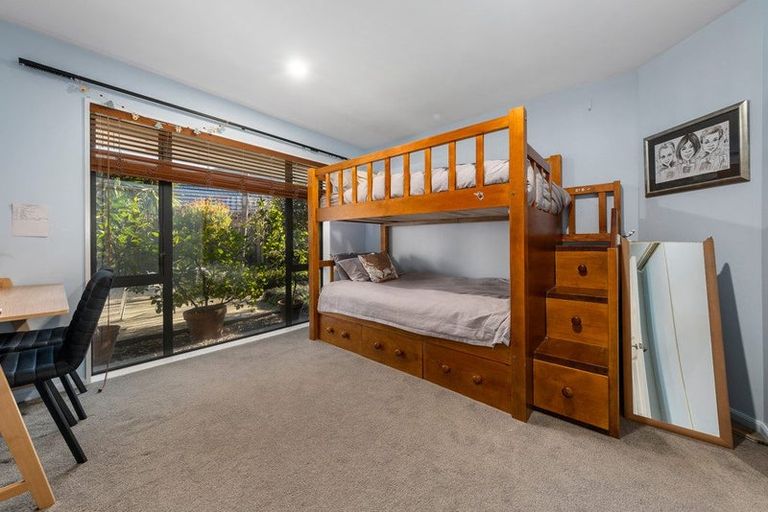 Photo of property in 17 Evergreen Place, Parklands, Christchurch, 8083