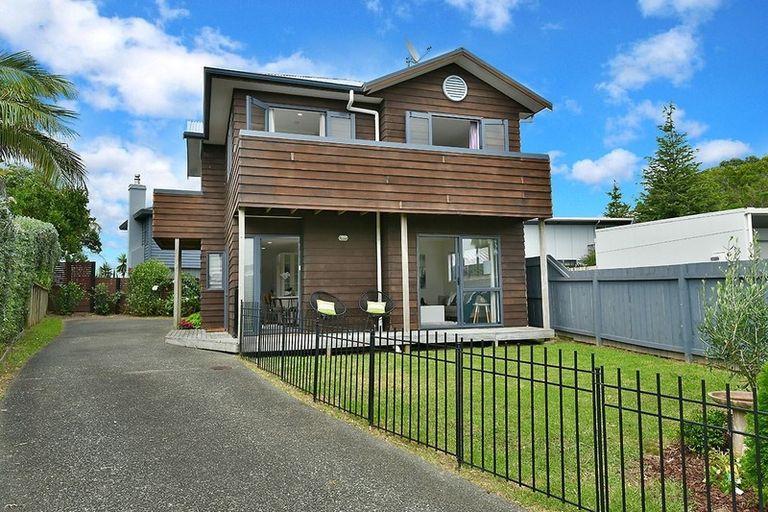 Photo of property in 23 Mollyhawk Rise, Arkles Bay, Whangaparaoa, 0932