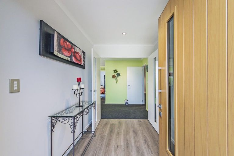 Photo of property in 66 Preston Avenue, West Melton, 7618