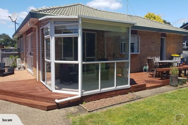 Photo of property in 10 Waimoko Glen, Swanson, Auckland, 0612