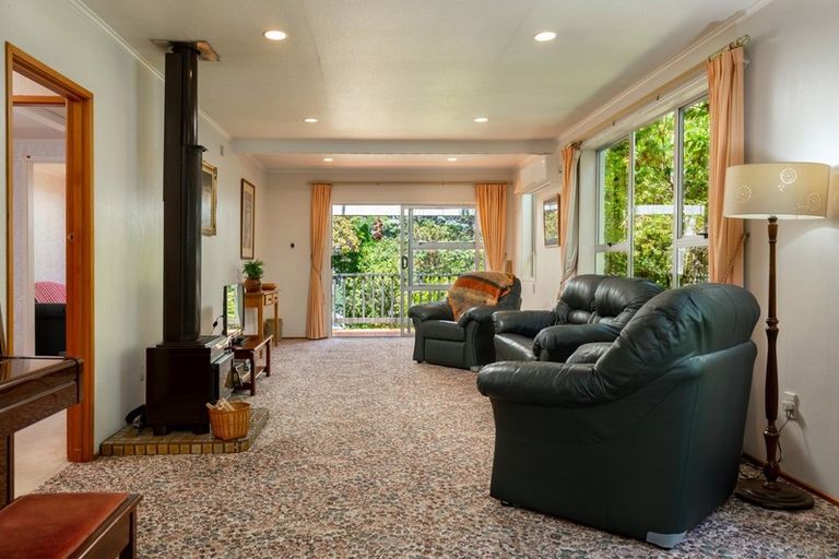 Photo of property in 32 Seaview Crescent, Picton, 7220