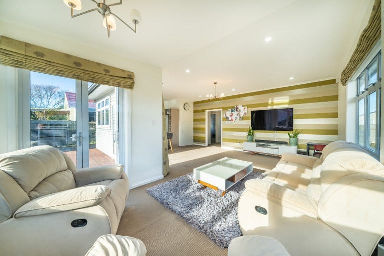 Photo of property in 43 Lincoln Avenue, Epuni, Lower Hutt, 5011