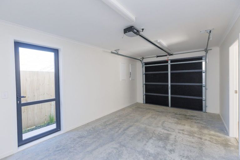 Photo of property in 130 Silverstream Road, Crofton Downs, Wellington, 6035