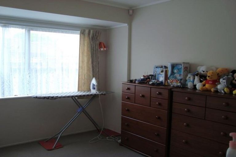 Photo of property in 87 Tington Avenue, Wattle Downs, Auckland, 2103