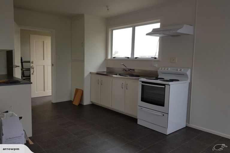 Photo of property in 18 Normandy Place, Henderson, Auckland, 0610