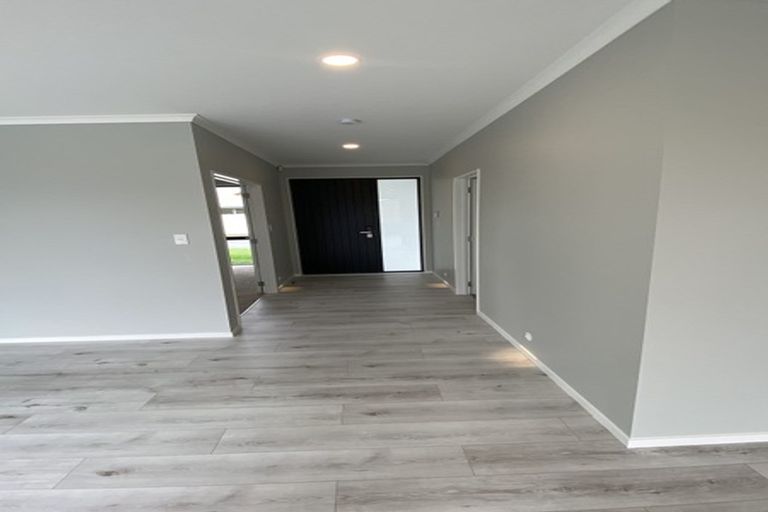 Photo of property in 9 Miharo Crescent, Flagstaff, Hamilton, 3210