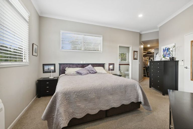 Photo of property in 1/139 Nile Road, Milford, Auckland, 0620