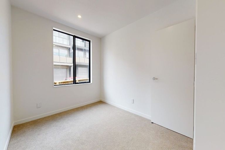 Photo of property in 11/80 Seatoun Heights Road, Seatoun, Wellington, 6022