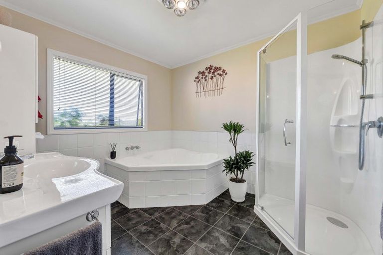 Photo of property in 12c Takiroa Street, Urenui, 4375