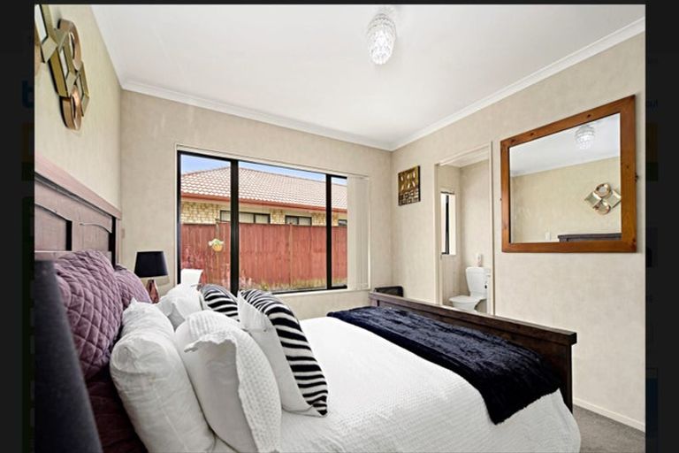 Photo of property in 70 Stellata Court, Randwick Park, Auckland, 2105