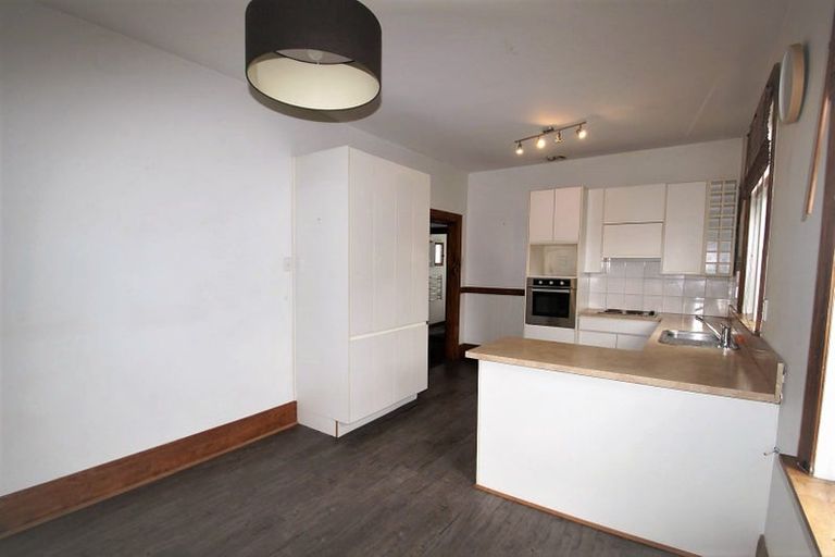 Photo of property in 4 Edward Avenue, Edgeware, Christchurch, 8013