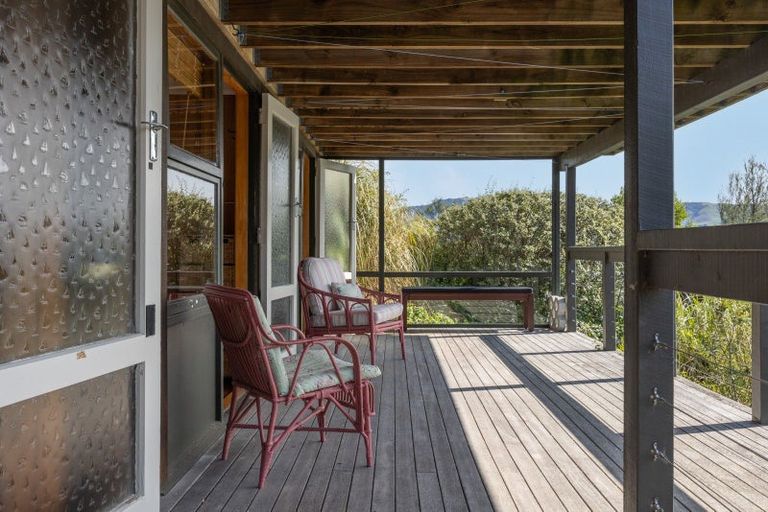 Photo of property in 6b Kotare Lane, Takamatua, 7581