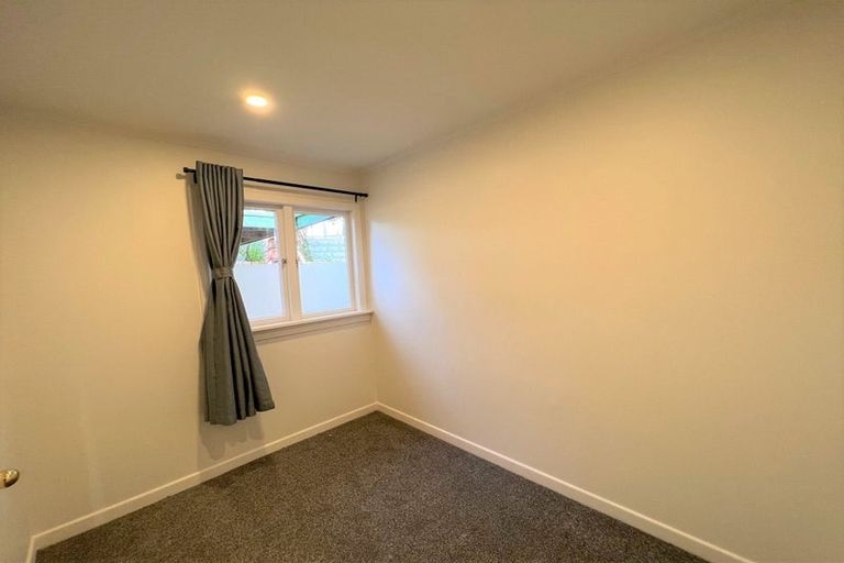 Photo of property in 1/405 East Coast Road, Mairangi Bay, Auckland, 0630