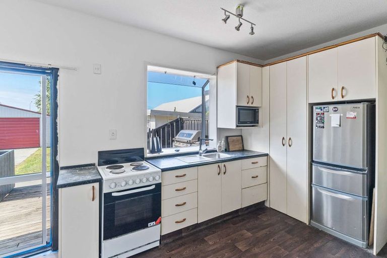 Photo of property in 29 Dampier Street, Woolston, Christchurch, 8023