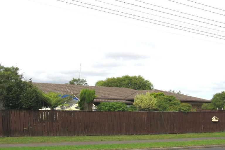 Photo of property in 1 Rathgar Road, Henderson, Auckland, 0610