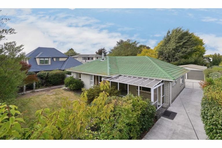 Photo of property in 3 Delph Street, Avonhead, Christchurch, 8042