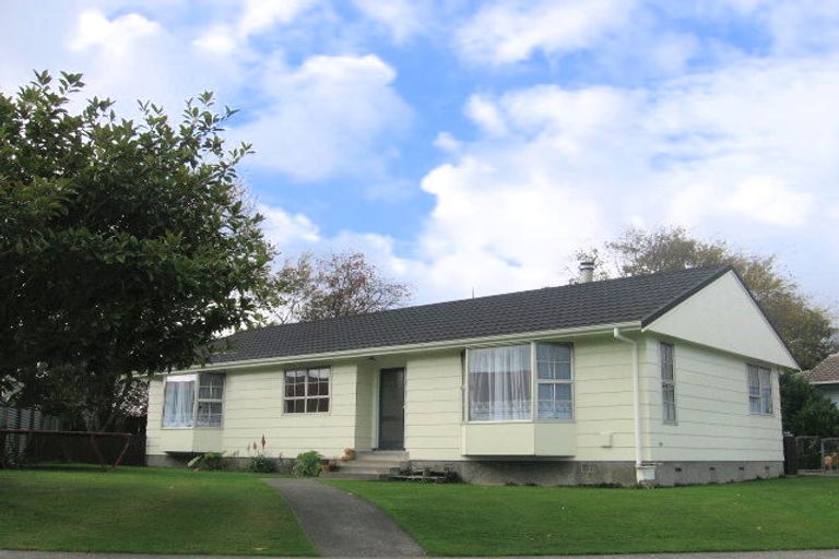 Photo of property in 31 Chatsworth Place, Highbury, Palmerston North, 4412