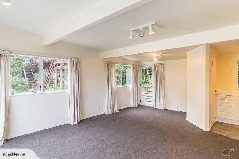 Photo of property in 41a Onslow Road, Khandallah, Wellington, 6035