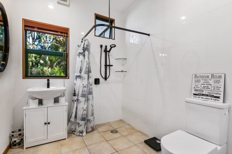 Photo of property in 482 Ponga Road, Opaheke, Papakura, 2584