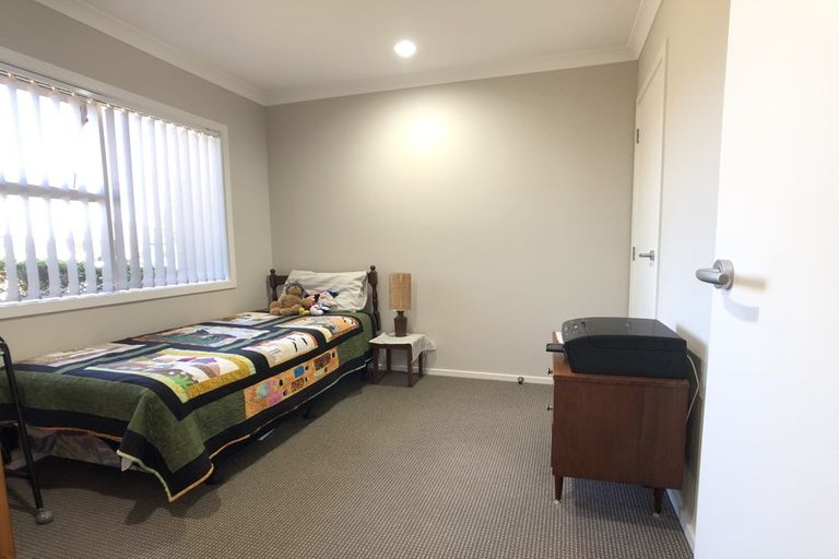 Photo of property in 4 Cape Place, Poraiti, Napier, 4112