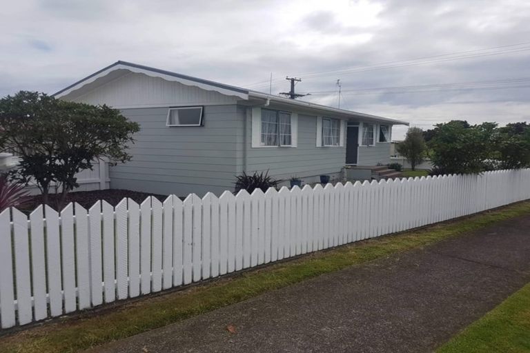 Photo of property in 1 Pleiades Street, Waitara, 4320