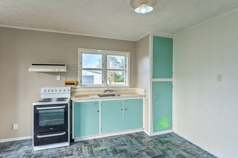 Photo of property in 30 Temuera Street, Otaki, 5512