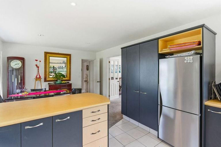 Photo of property in 5 Rimu Street, Waikanae, 5036