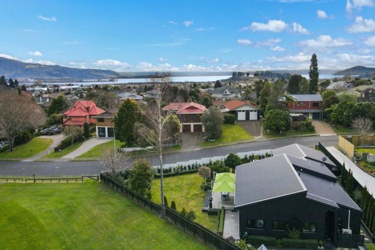 Photo of property in 9 Blackmore Drive, Lynmore, Rotorua, 3010