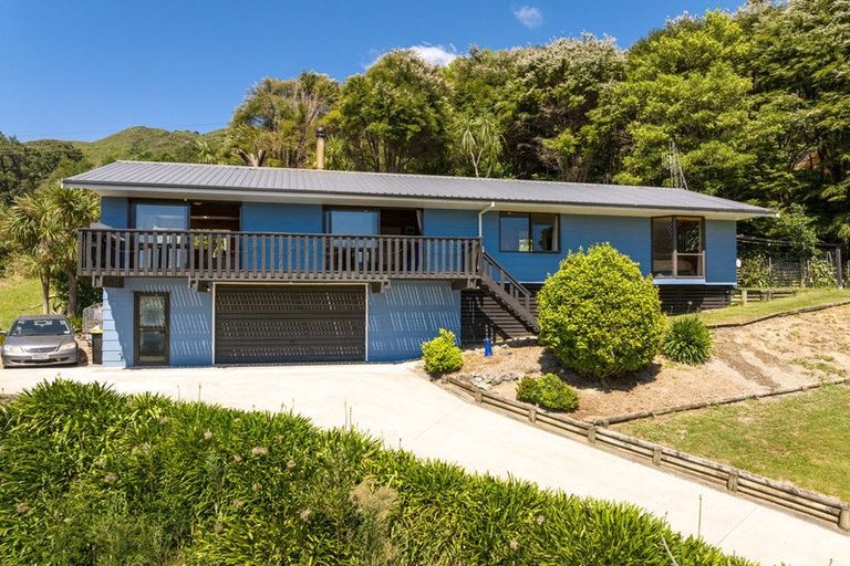 Photo of property in 17 Beach Place, Havelock, 7100