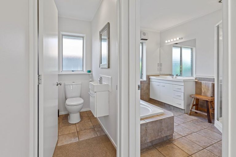 Photo of property in 30 Harlech Glen, Bethlehem, Tauranga, 3110