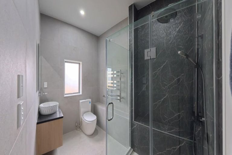 Photo of property in 64 Glengarry Road, Glen Eden, Auckland, 0602
