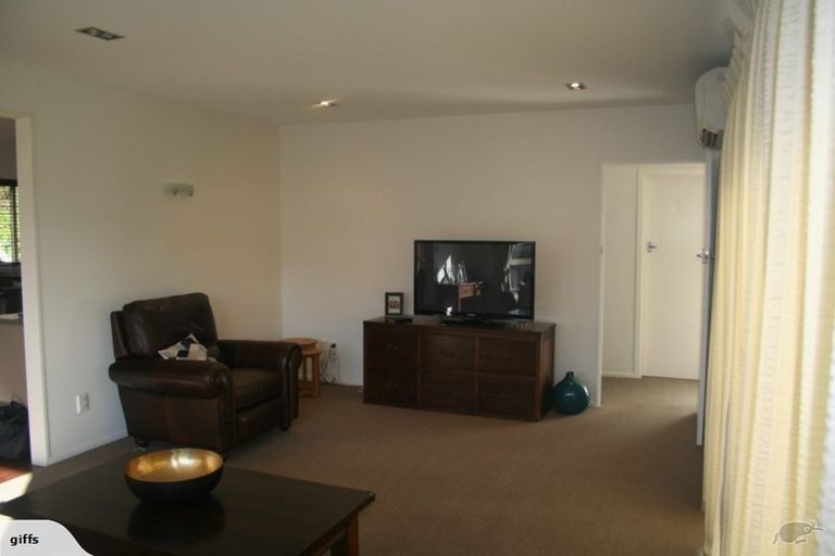 Photo of property in 17 Centaurus Road, Cashmere, Christchurch, 8022