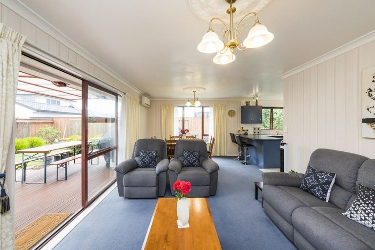 Photo of property in 10 Branigan Parade, Kelvin Grove, Palmerston North, 4414