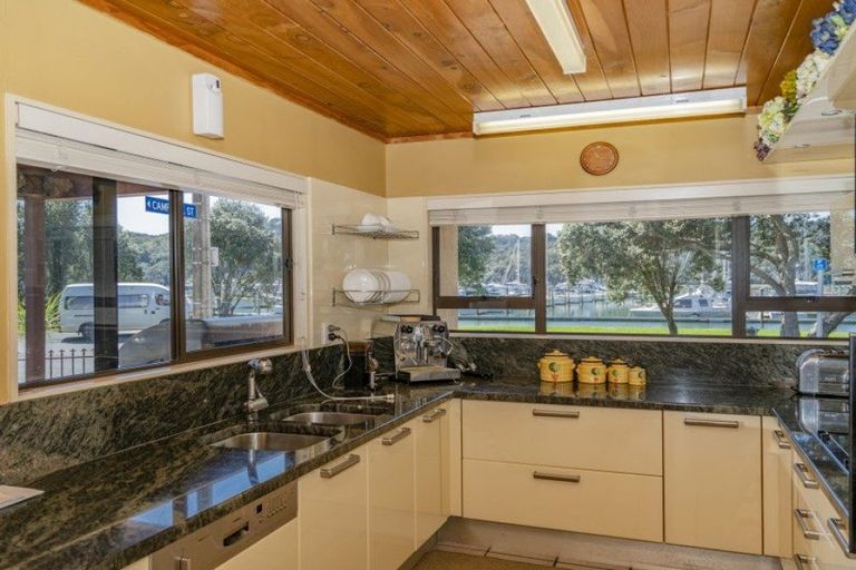 Photo of property in 8 Victoria Street, Whitianga, 3510