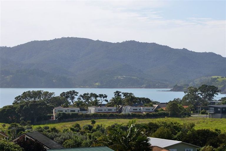 Photo of property in 2/12 Bayside Drive, Coopers Beach, 0420