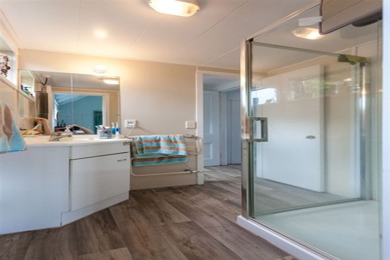 Photo of property in 10 Moana Drive, Tanners Point, Katikati, 3177