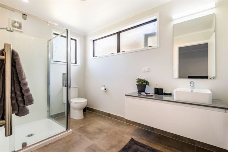 Photo of property in 27 Waipa Street, Birkenhead, Auckland, 0626