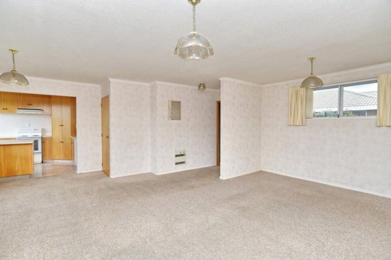 Photo of property in 46a Daniels Road, Redwood, Christchurch, 8051