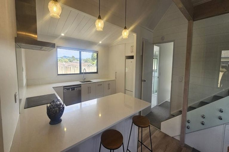 Photo of property in 56 Dickson Road, Papamoa Beach, Papamoa, 3118