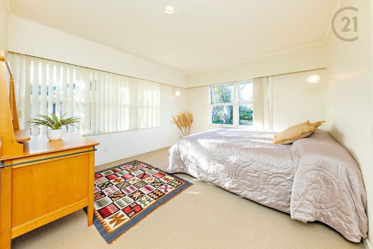 Photo of property in 2 Boundary Road, Opaheke, Papakura, 2113