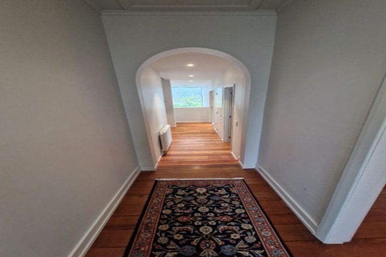 Photo of property in 28 Pitt Street, Wadestown, Wellington, 6012